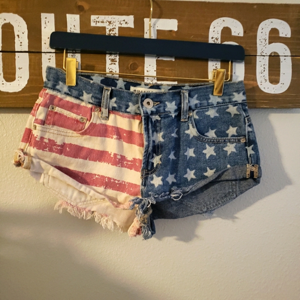 Bullhead American Flag shorts